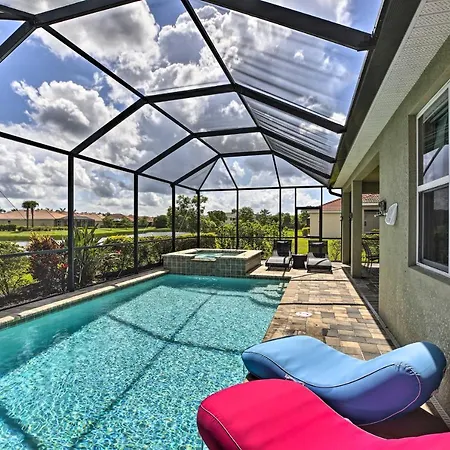 Sunny Ft Myers Abode With Community Amenities! Villa